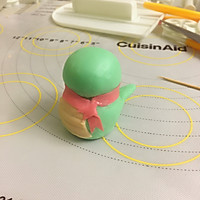 翻糖玫瑰花和翻糖小蛇的做法图解15
