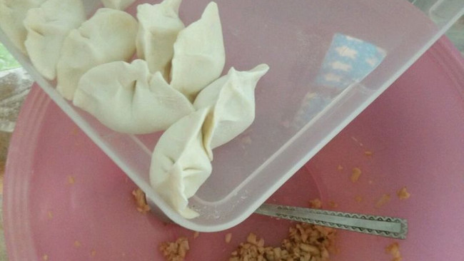 杏鲍菇饺子的做法