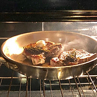 食肉族大硬菜: 鲜嫩多汁的迷迭香猪扒#硬核菜谱制作人#的做法图解5