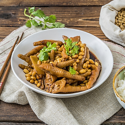 黄豆焖鸡爪