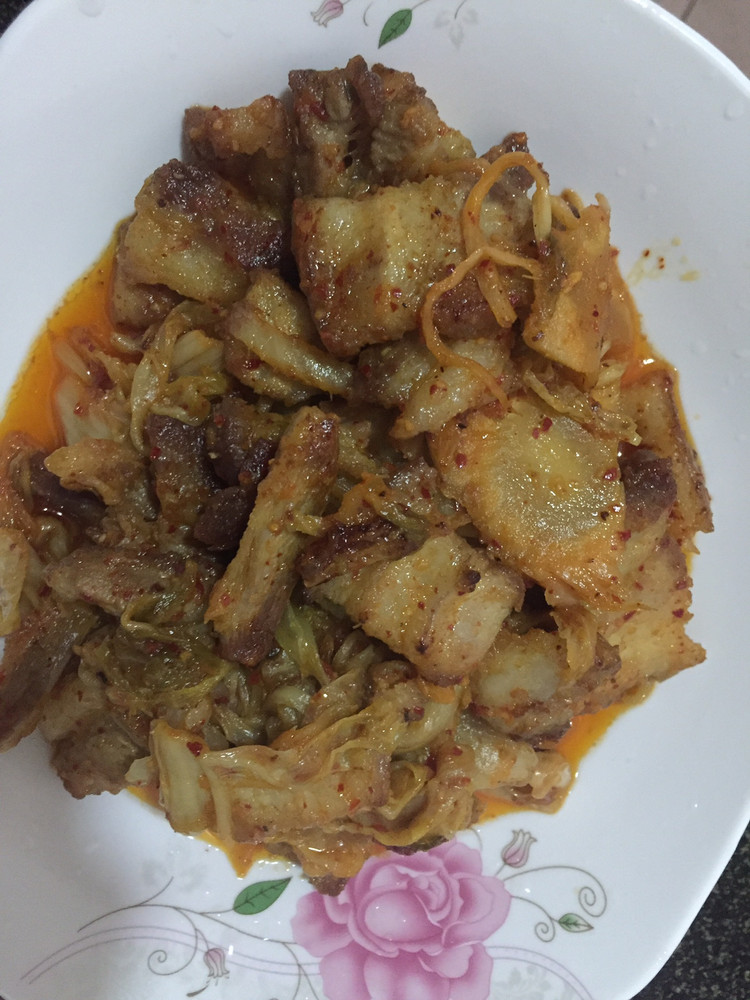 泡菜炒肉的做法