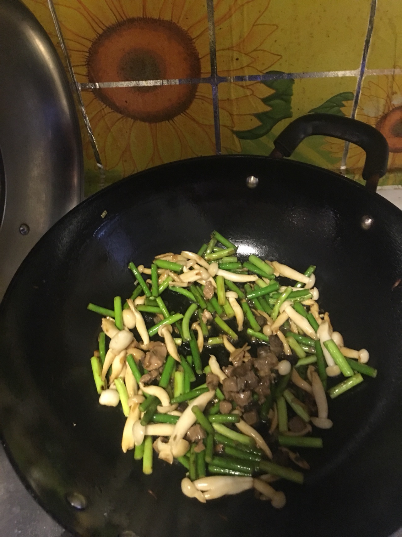 豆腐肉末酿香菇，这么做好吃又好看，方法很简单，营养美味