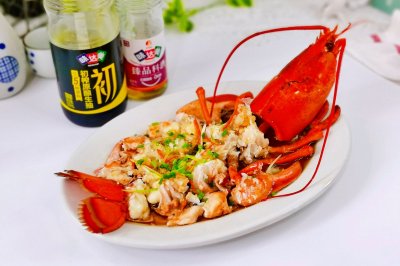 油泼蒜香龙虾