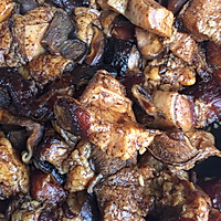 绿豆蛋黄香菇瘦肉粽子的做法图解2