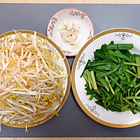 醋溜豆芽的做法图解1