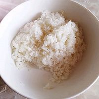 #名厨汁味，圆中秋美味#剩米饭的新吃法——炸米饭盒子的做法图解1