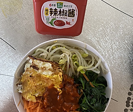 #暖冬酱在手，嗨吃部队锅#自制韩式拌饭的做法