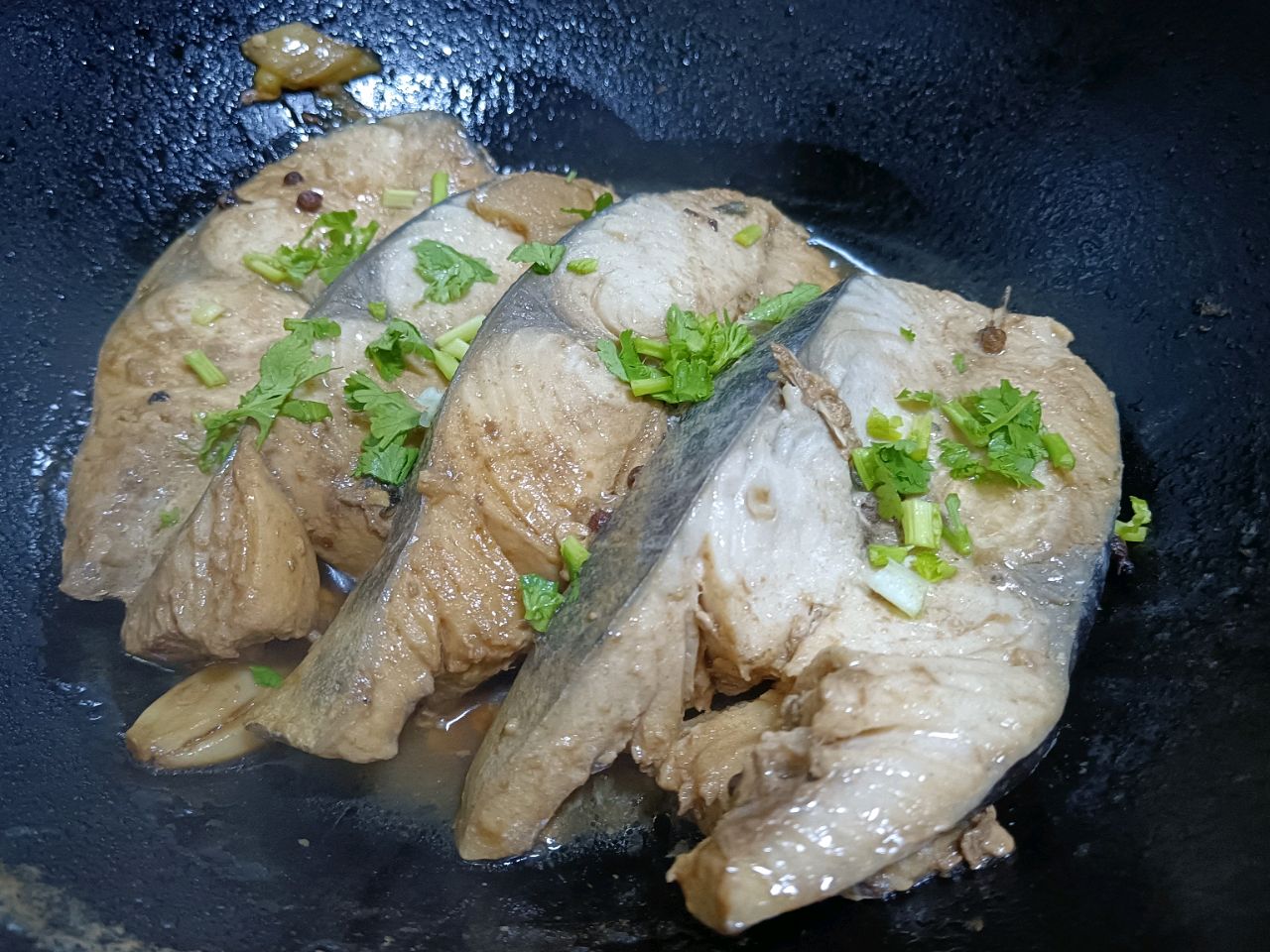 鲅鱼炖黄豆怎么做_鲅鱼炖黄豆的做法_豆果美食