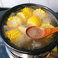 秋食--筒骨玉米胡萝卜汤的做法图解11