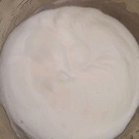 原味中空戚风的做法图解6