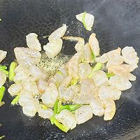 鲜美豆腐虾仁汤的做法图解3