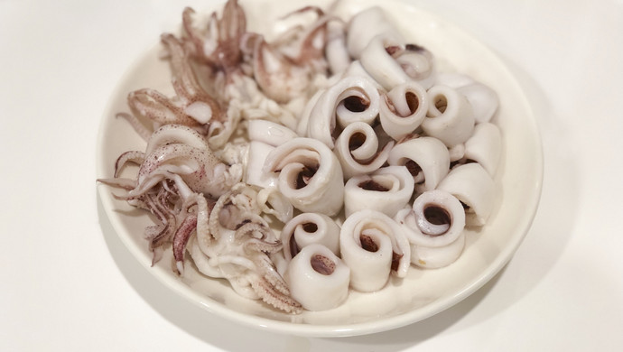 白灼鲜鱿鱼