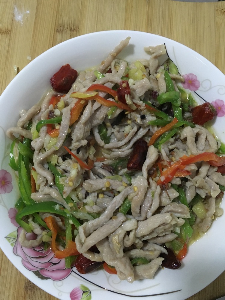 青椒肉丝的做法图解1