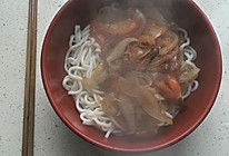 洋葱肉拌面的做法