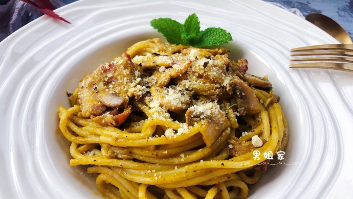 奶油南瓜培根意面