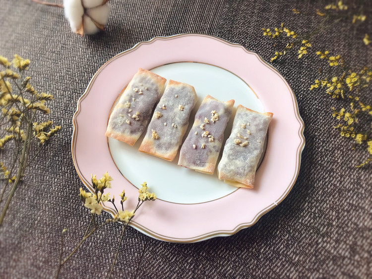 ㊙️馄炖皮紫薯芝士春卷的做法