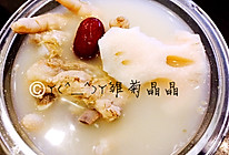 莲藕排骨鸡爪汤的做法