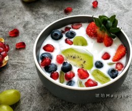 自制营养健康‼️原味酸奶水果捞‼️仅通电两分钟的做法