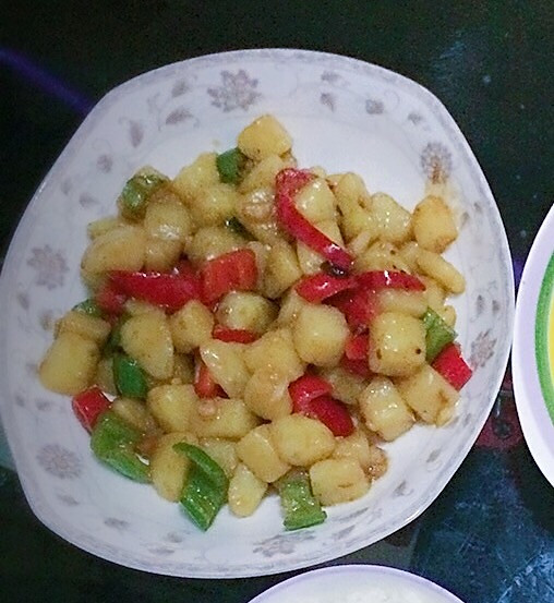 酱爆土豆的做法