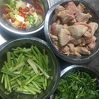 辣子鸡的做法图解1