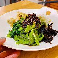 气温持续30度，看着这个菠菜凉皮就舒坦的做法图解6