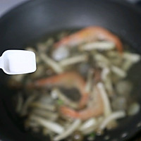 海鲜菌菇汤的做法图解20
