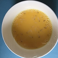 虾皮蛋羹的做法图解3