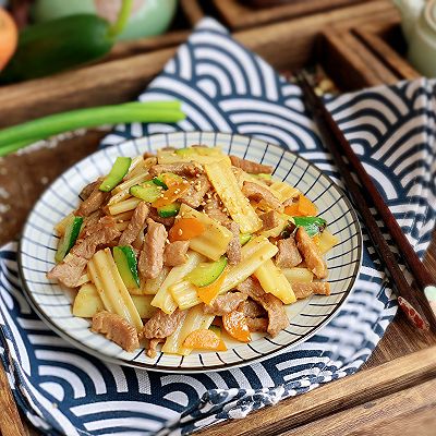快手肉丝炒笋片
