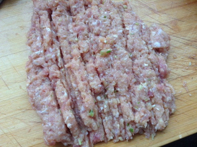 【兔兔美食】【宝宝美食】鸡肉馄饨的做法图解1
