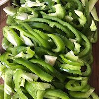 青椒炒肉（少肉版）的做法图解4