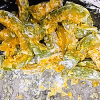 拔丝南瓜（板栗小南瓜）的做法图解4