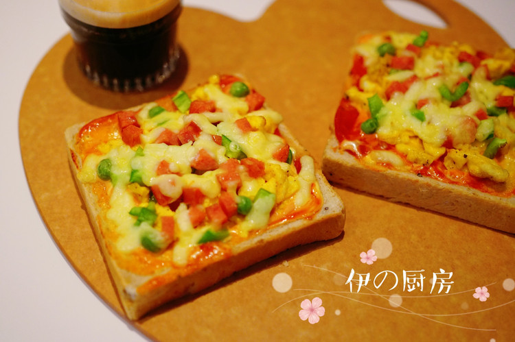 简易快手早餐披萨，有吐司就搞定的做法