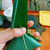 云南茶宴～荔枝红茶粽子饮的做法图解5