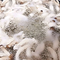 炒蘑菇（任何鲜蘑菇都可以）的做法图解2