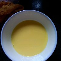 牛奶鸡蛋布甸（营养早餐）的做法图解3