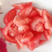 大头菜西红柿炒鸡蛋的做法图解1