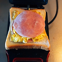 十分钟早餐 火腿鸡蛋芝士三明治的做法图解7