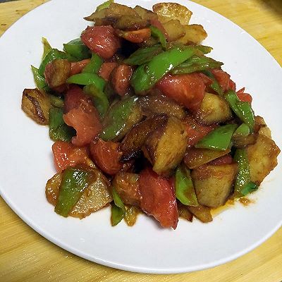 尖椒土豆西红柿