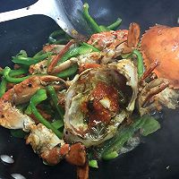 红膏蟹炒青椒的做法图解7