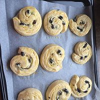  丹麦黑加仑面包卷#寻人启事#的做法图解16