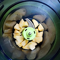 宝宝辅食苹果南瓜糊(九个月宝宝)的做法图解2