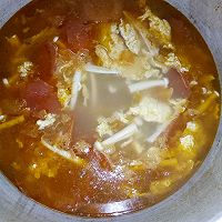 #夏日开胃餐#海鲜菇鸡蛋番茄汤的做法图解9
