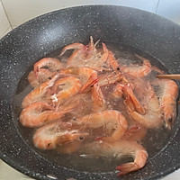 #为爱下厨 七夕橄浪漫#盐水大虾的做法图解2