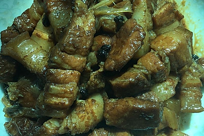砂锅红烧肉