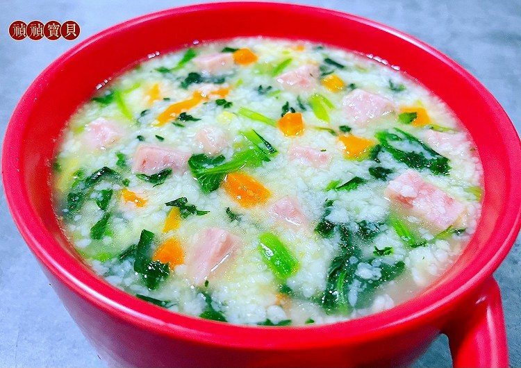 午餐肉小白菜苗胡萝卜疙瘩汤的做法