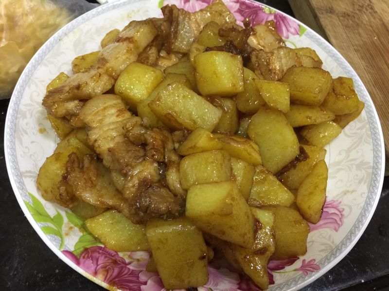 土豆五花肉