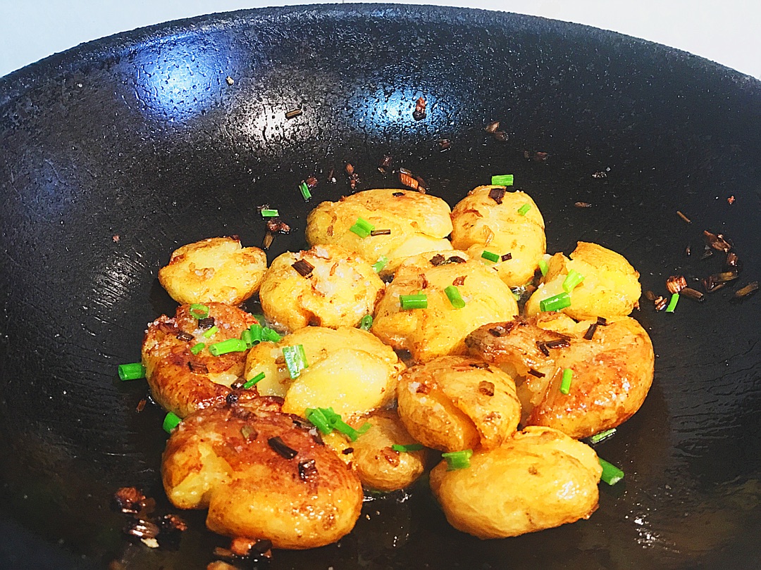 黄金土豆丸子,黄金土豆丸子的家常做法 - 美食杰黄金土豆丸子做法大全