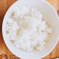蛋包饭的做法图解1