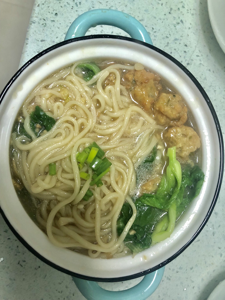 萝卜丸子面的做法