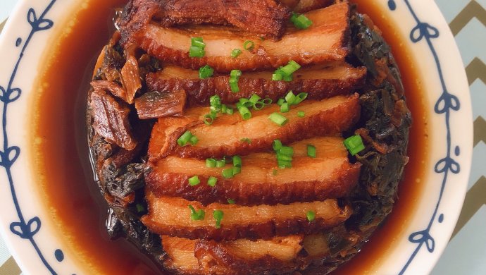 经典梅菜扣肉